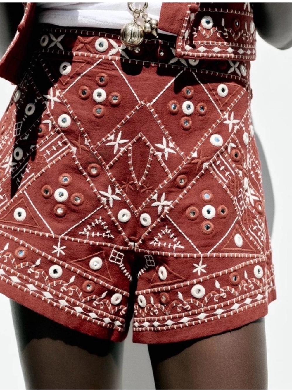 ZARA EMBROIDERED MIRROR SHORTS M RARE